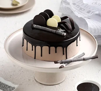 Chocolate Cream Cake Eggless