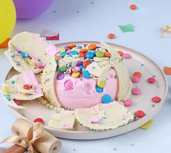 Confetti of Celebration Pinata Cake