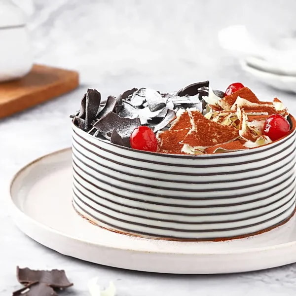 Divine Black Forest Delight - Image 4