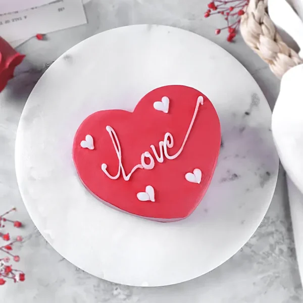 Love Spell Chocolate Bento Cake - Image 2
