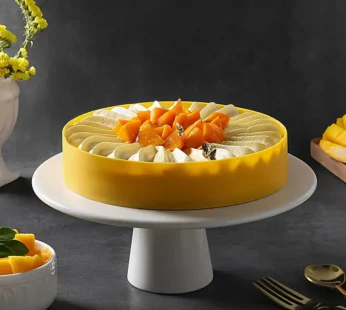 Luxe Pulpy Mango Cheese Cake Eggless